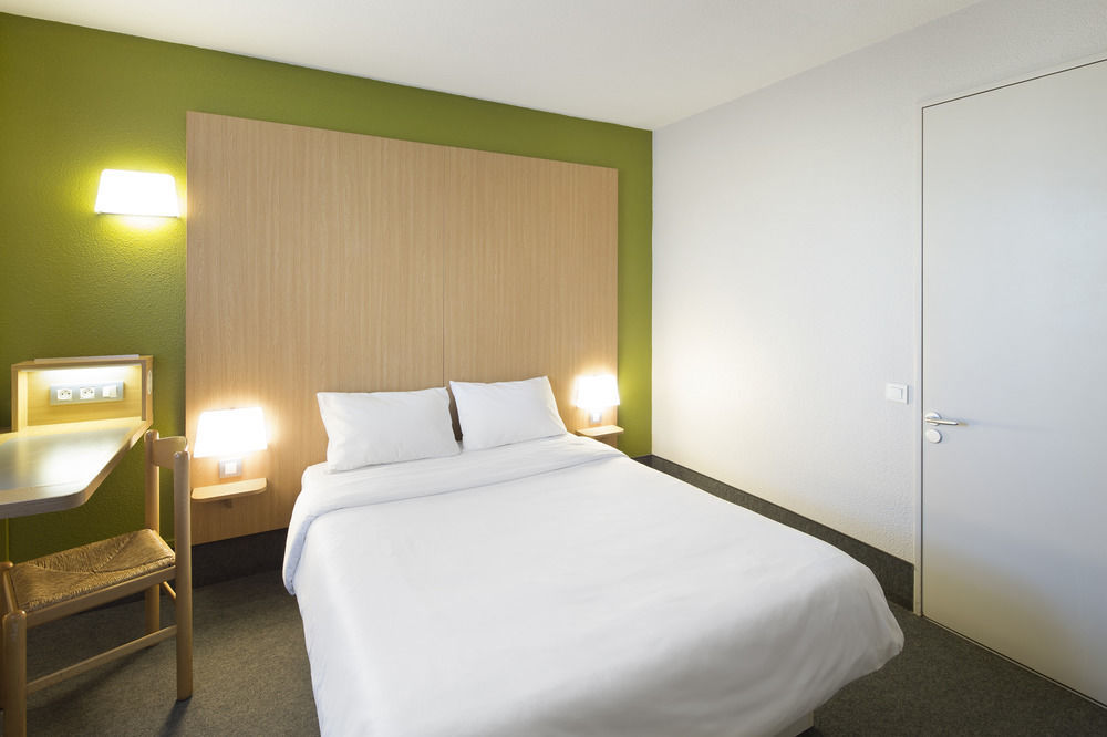 B&B Hotel Valenciennes Marly Marly  Exteriör bild